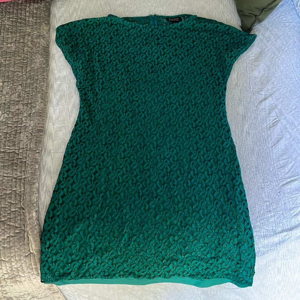 Adriana Papel, green knee length dress